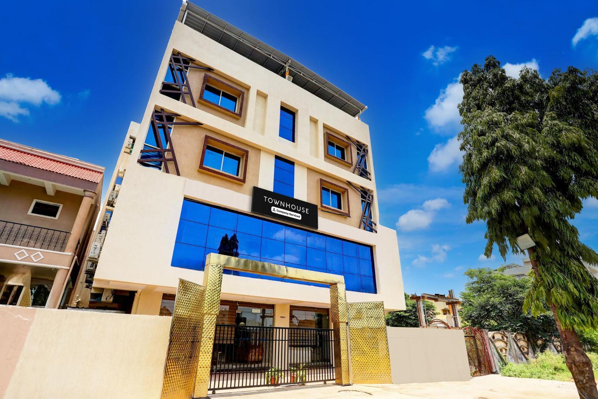 Super Townhouse Hoshangabad Road Near Aashima Mall Samarda Kaliasot Luaran gambar
